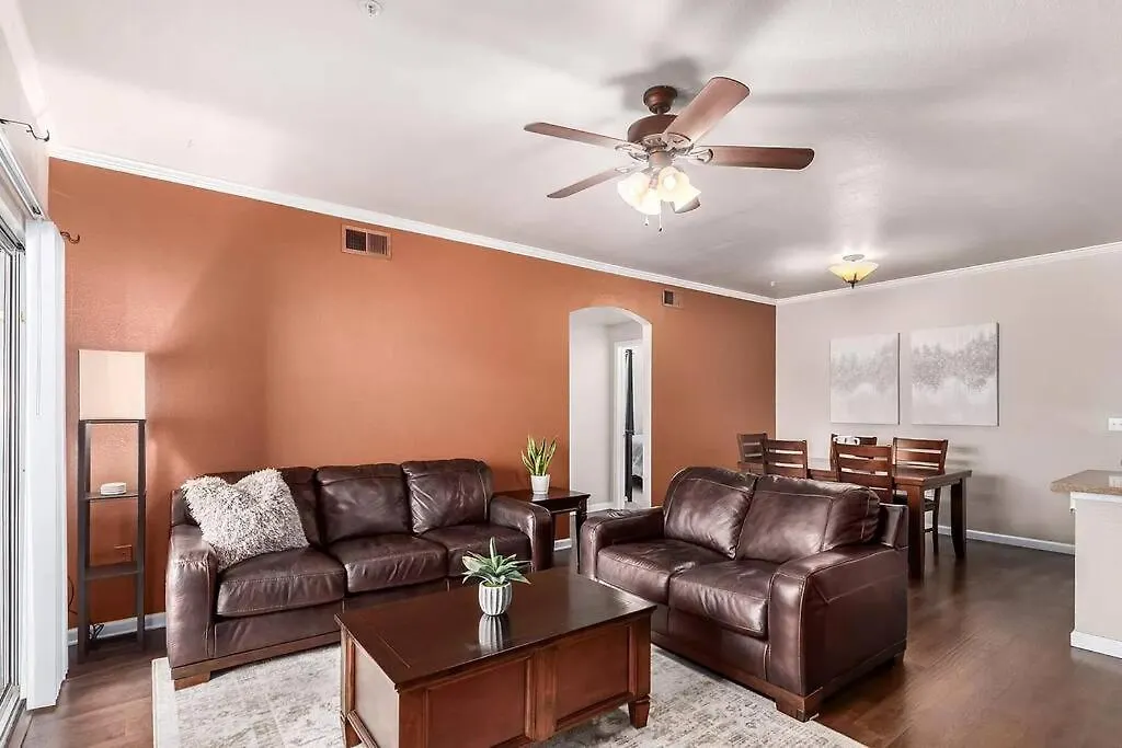 Апартаменты Comfy 2 Bed 2 Bath Phoenix Paradise With Pool And Gym
