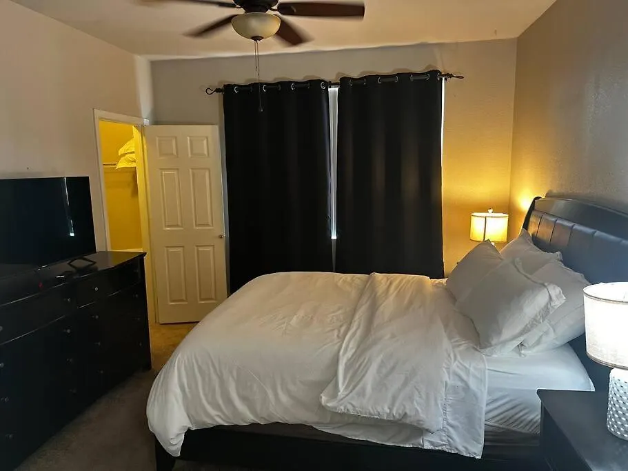 Comfy 2 Bed 2 Bath Phoenix Paradise With Pool And Gym Апартаменты